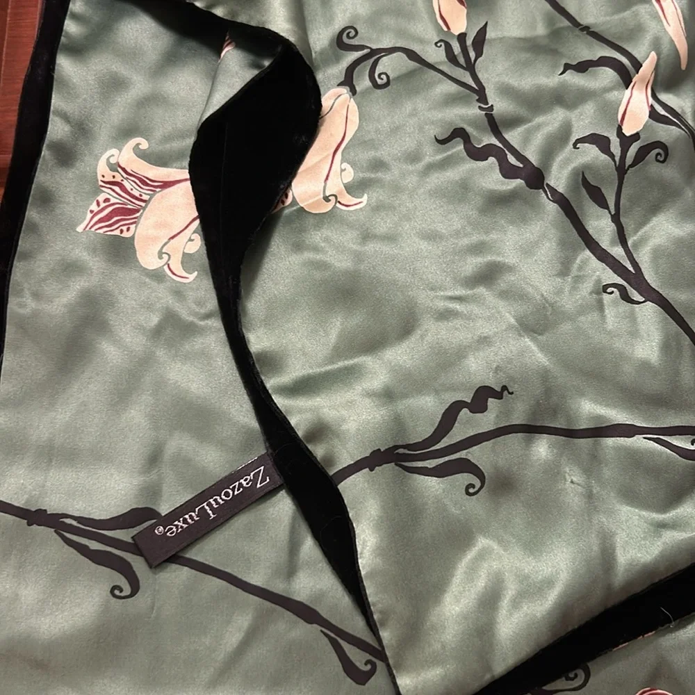 Silk Velvet Orchid Print Scarf Green Red Black Reversible